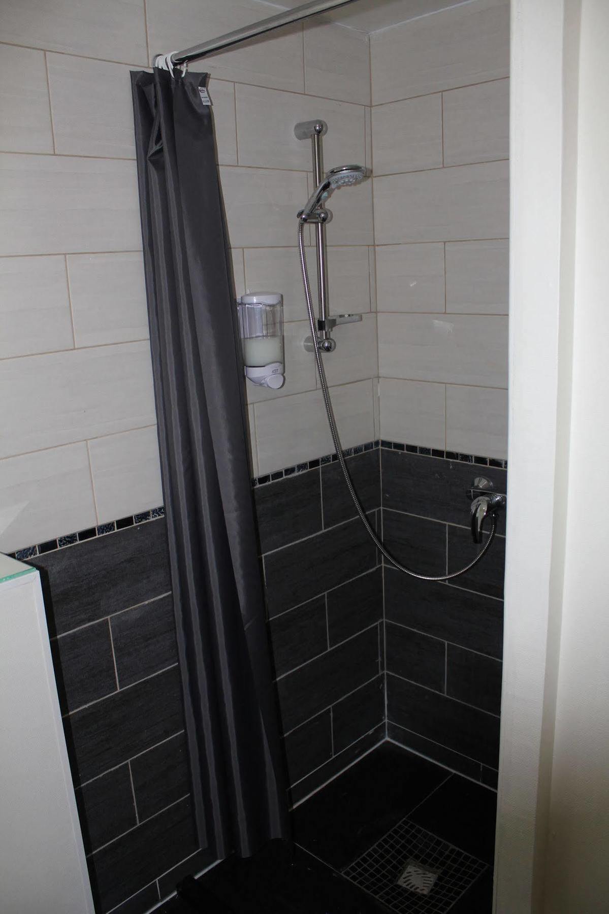 Hotel Saglam Goussainville (Val-d'Oise)
